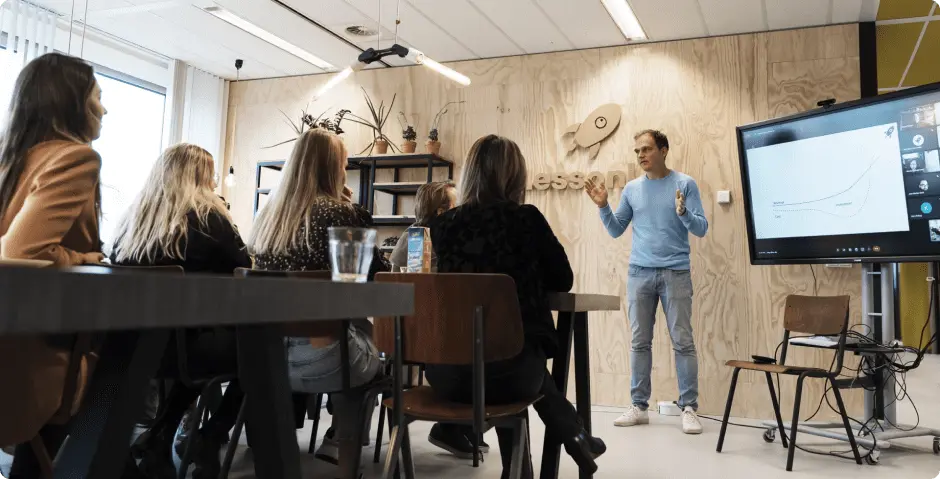 Hero image of the case: Overcoming Talent Gaps: LessonUp's Nearshore Solution